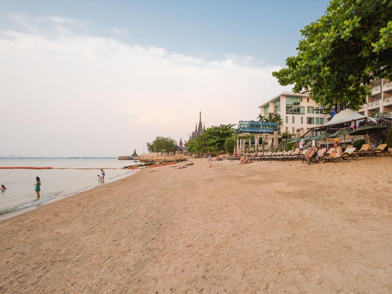 Club Royal Wongamat Apartment Pattaya Exterior photo